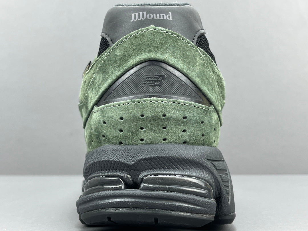 JJJJOUND x NEW BALANCE 2002R GORE-TEX PINE