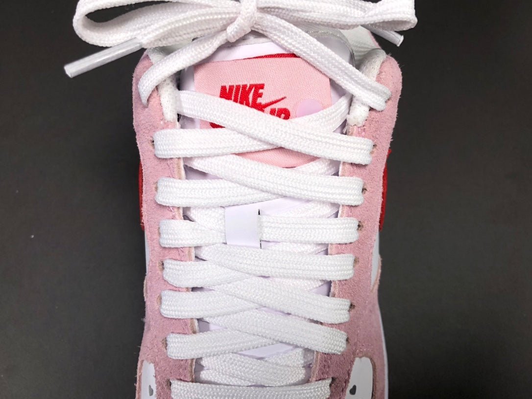 NIKE AIR FORCE 1 x VALENTINES DAY LOVE LETTER